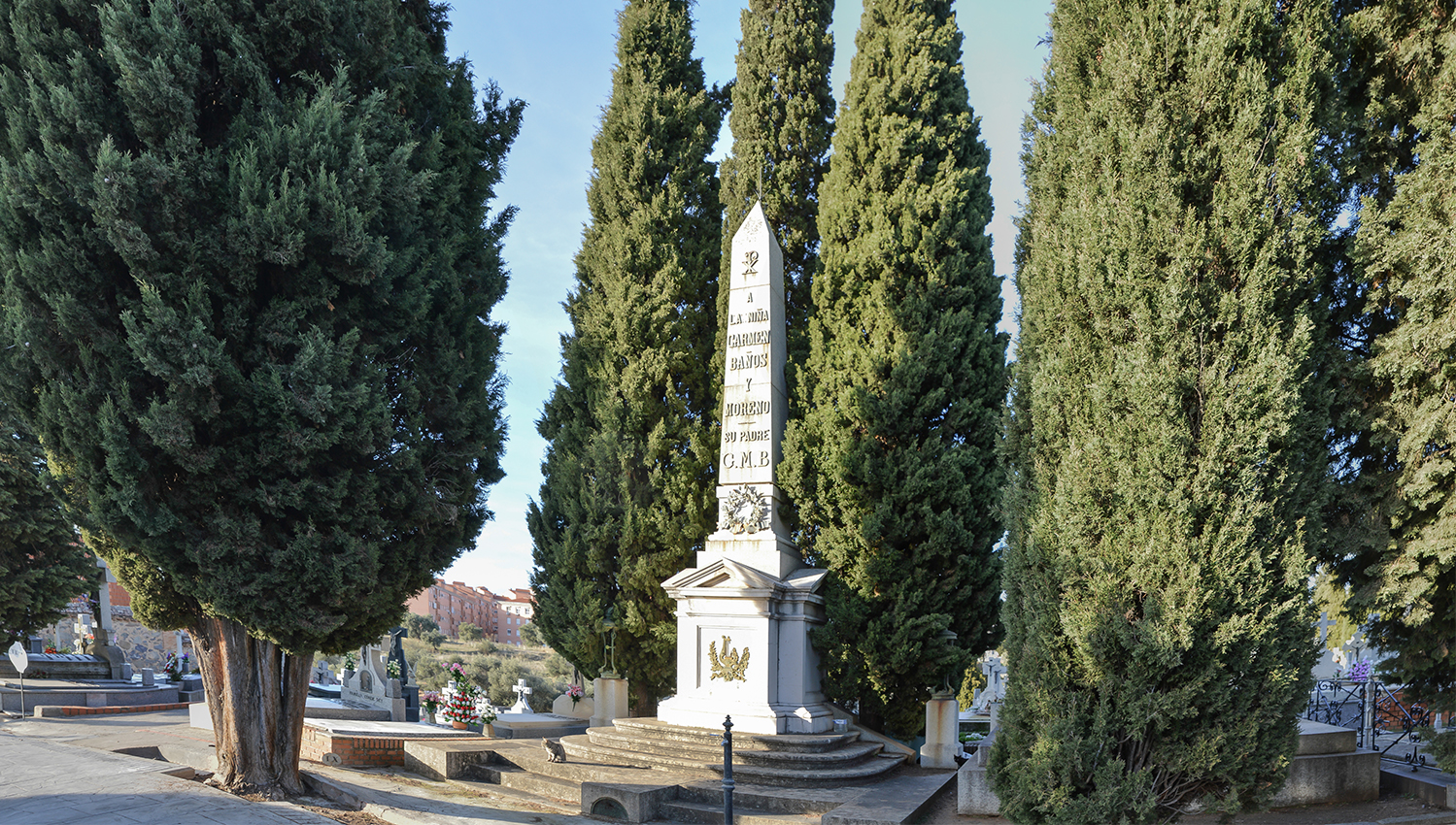 Mausoleo de Carmen Baños, hija de Gabriel Melitón Baños, en el Cementerio Municipal de Toledo. Fotografía: Jose María Gutiérrez Arias. Sección Vivienda, Consorcio de la Ciudad de Toledo. Año 2018.